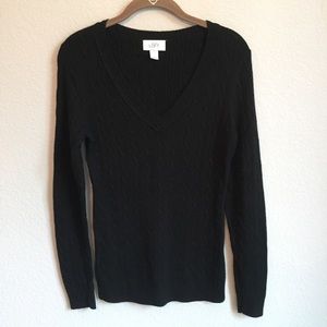 Ann Taylor LOFT black sweater. Size small.